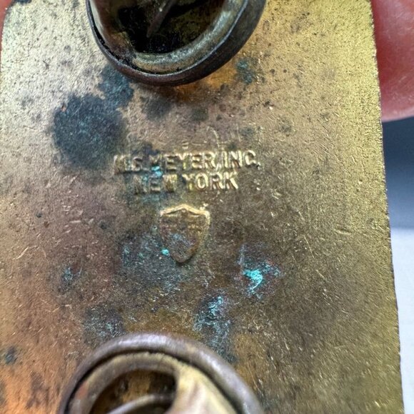 Scarce LaSalle College Virtus Et Scientia Enamel Pin Badge - Picture 3 of 3